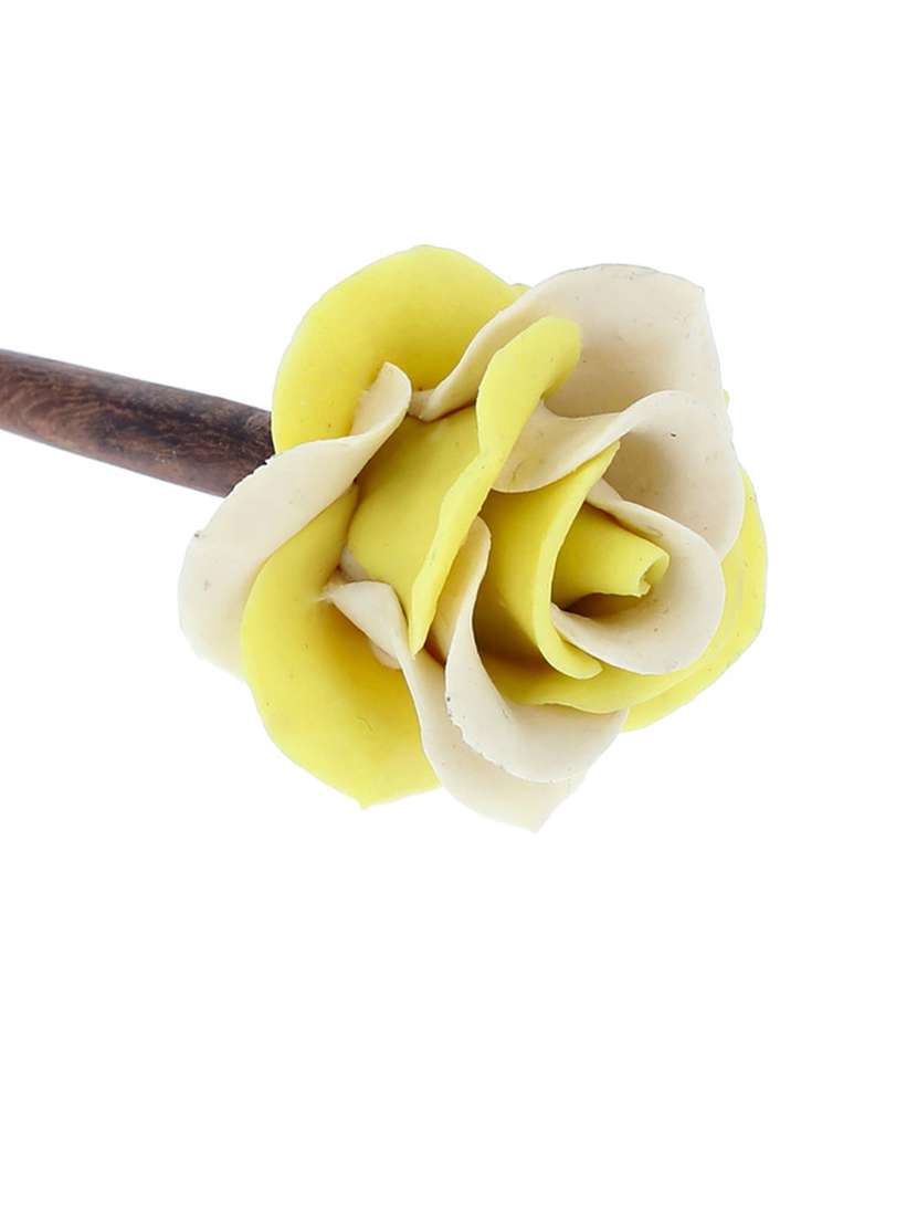 women handmade rose flower juda stick - 21787330 -  Standard Image - 1