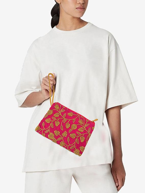 women pink embroidered clutch - 21788834 - Standard Image - 4