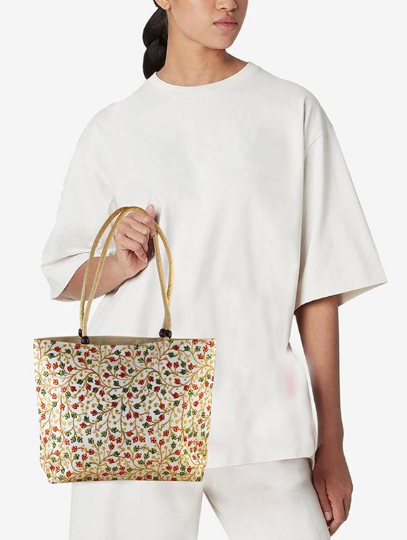 women cream embroidered handbag - 21788836 - Standard Image - 4