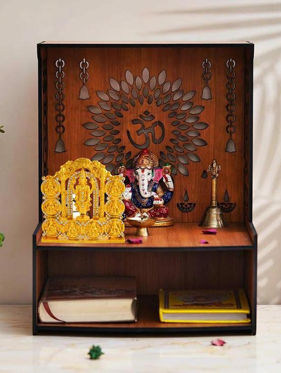 brass gold lakshmi nayaran asht-lakhmi hindu stand idol - 21788851 - Standard Image - 1