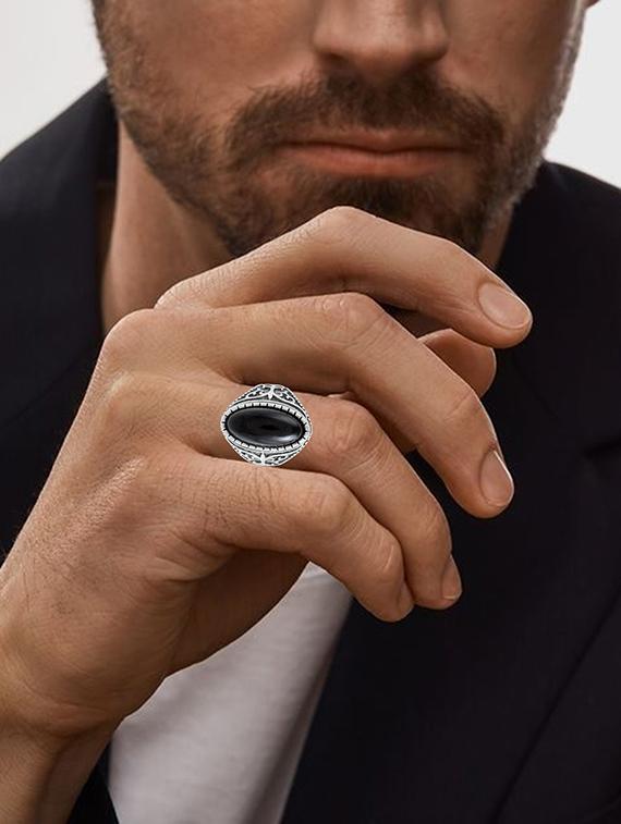 silver black stone detailed brass finger ring - 21788866 - Standard Image - 4