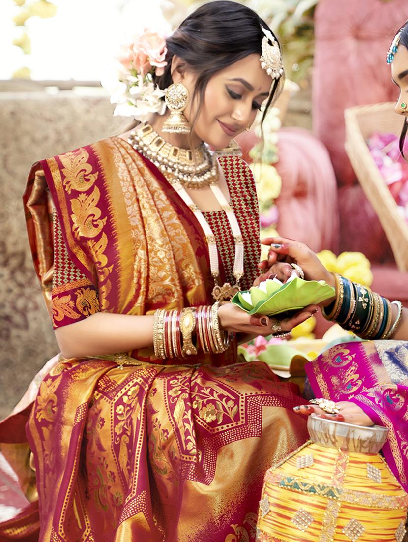 women self design banarasi festive wear saree with blouse - 21789619 - Standard Image - 1