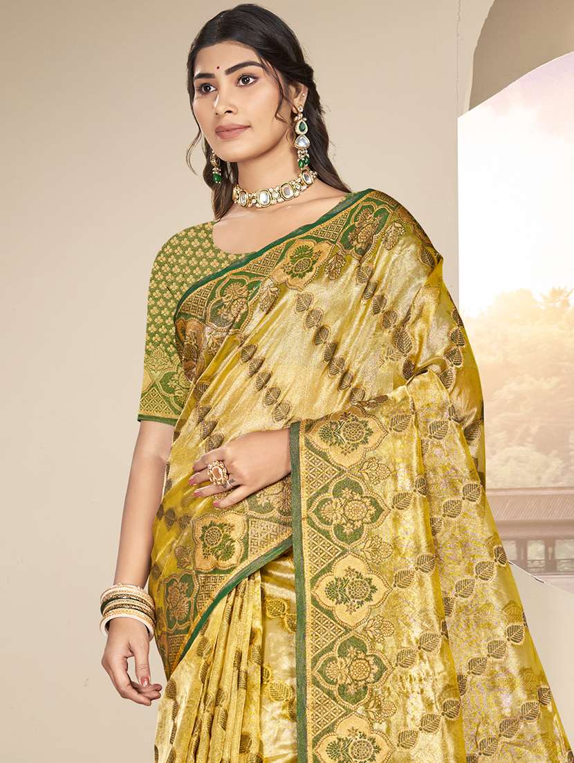 women self design banarasi festive wear saree with blouse - 21789646 - Standard Image - 1