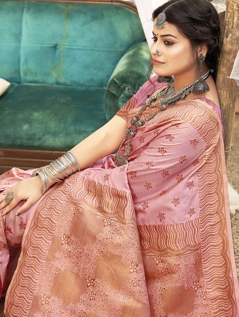 women self design banarasi festive wear saree with blouse - 21789659 - Standard Image - 1