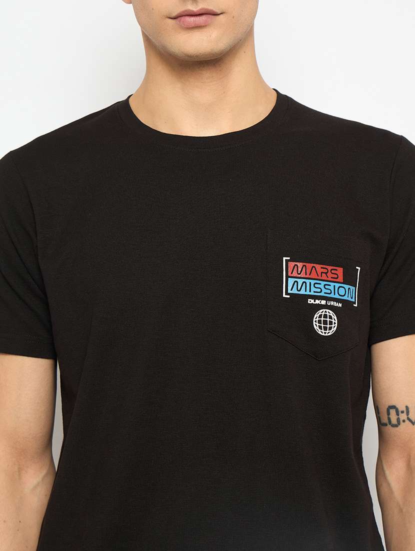 men placement print short sleeves t-shirt - 21791028 -  Standard Image - 4