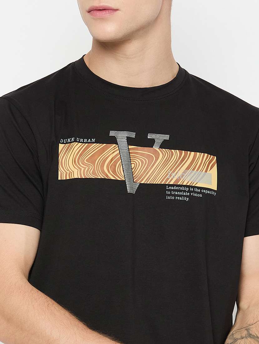 men chest print short sleeves t-shirt - 21791034 -  Standard Image - 4