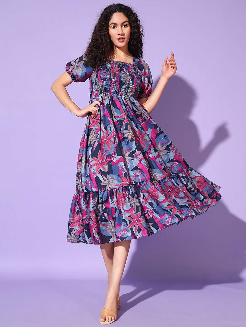 women printed puff sleeves tiered dress - 21791273 -  Standard Image - 4