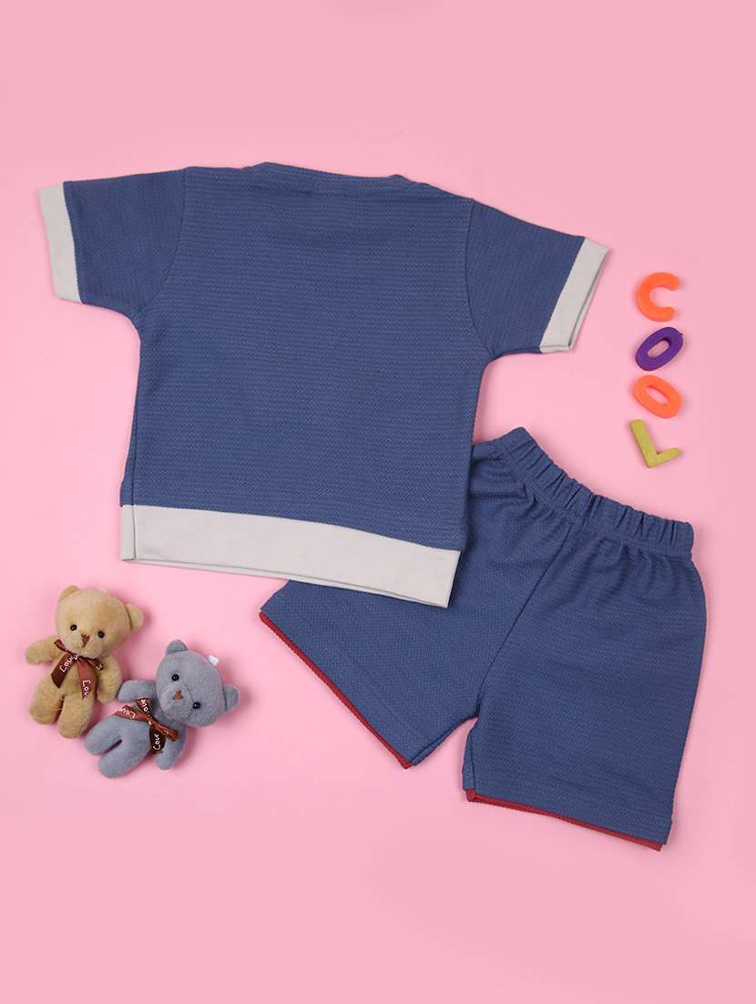 boys printed t-shirt & shorts casual wear set - 21792956 -  Standard Image - 1