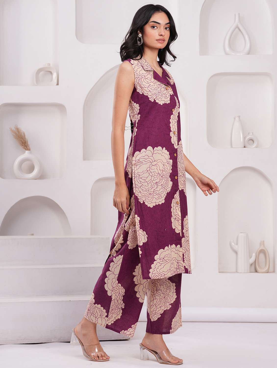 women printed sleeveless kurta palazzo set - 21793424 - Standard Image - 1