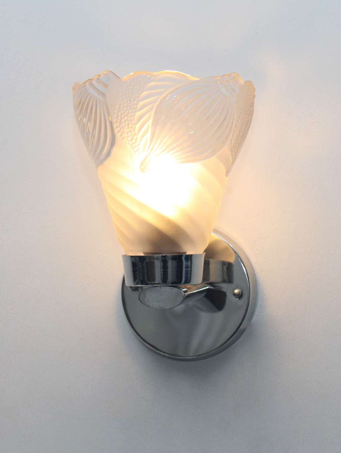 decorative modern chrome finish wall light for living room