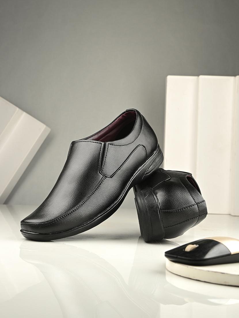 men black slip on formal shoes - 21794220 - Zoom Image - 0
