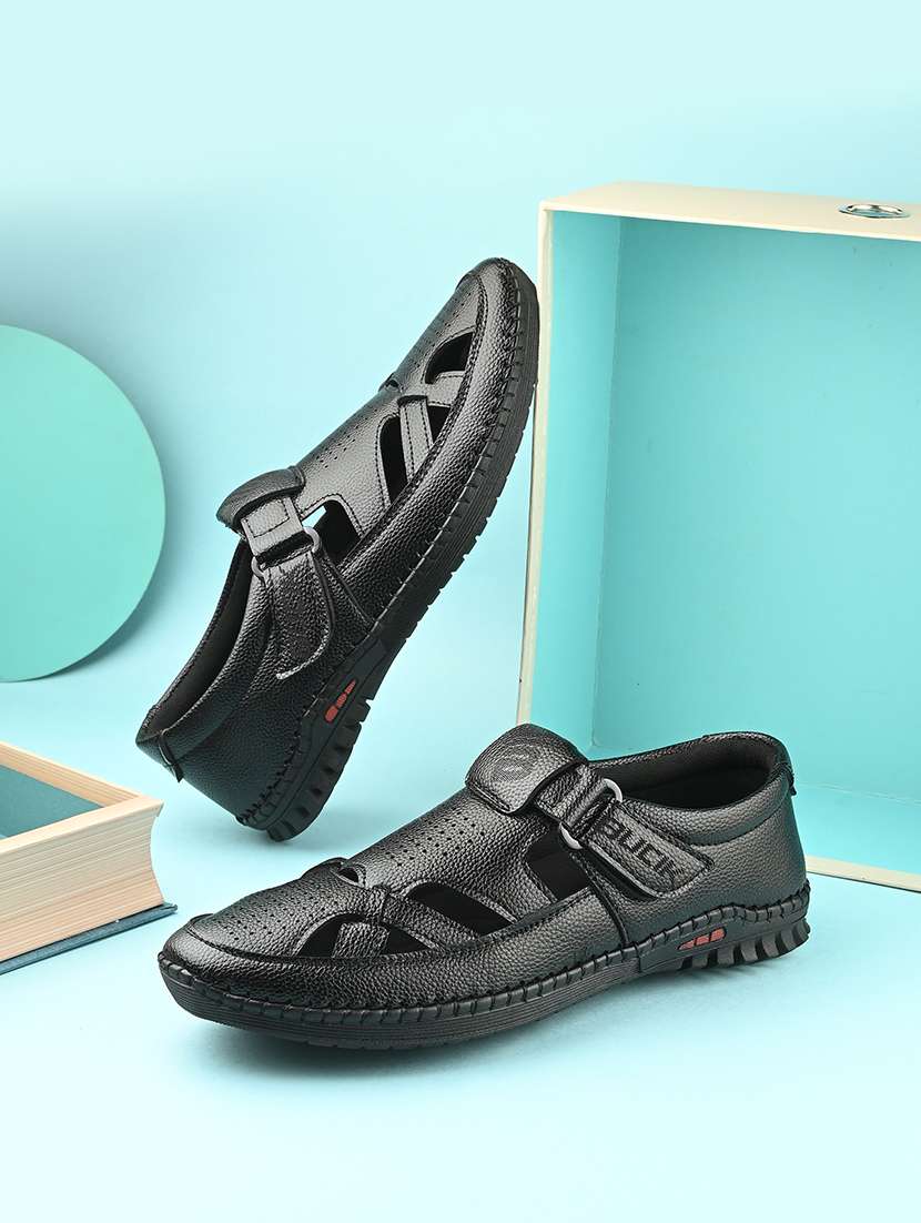 men black fisherman sandal - 21794222 - Zoom Image - 0