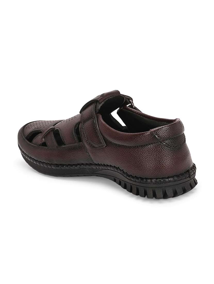 men brown fisherman sandal - 21794223 -  Standard Image - 4