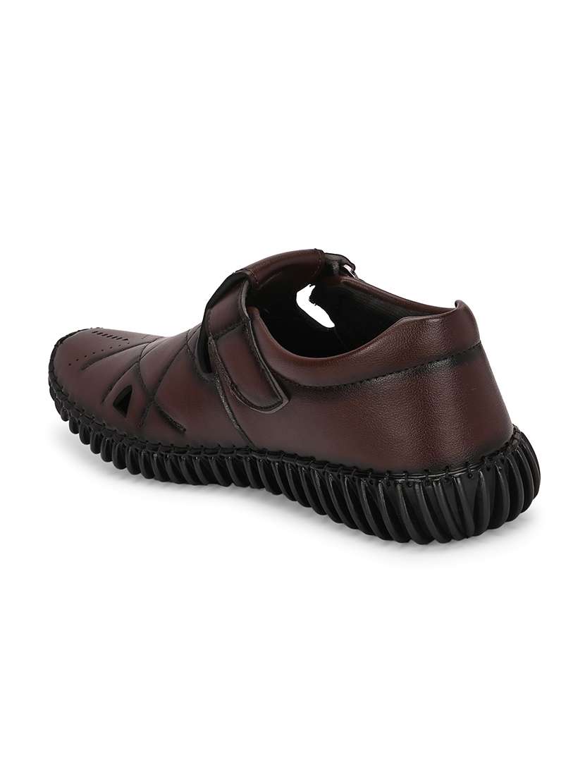 men brown fisherman sandal - 21794229 -  Standard Image - 4