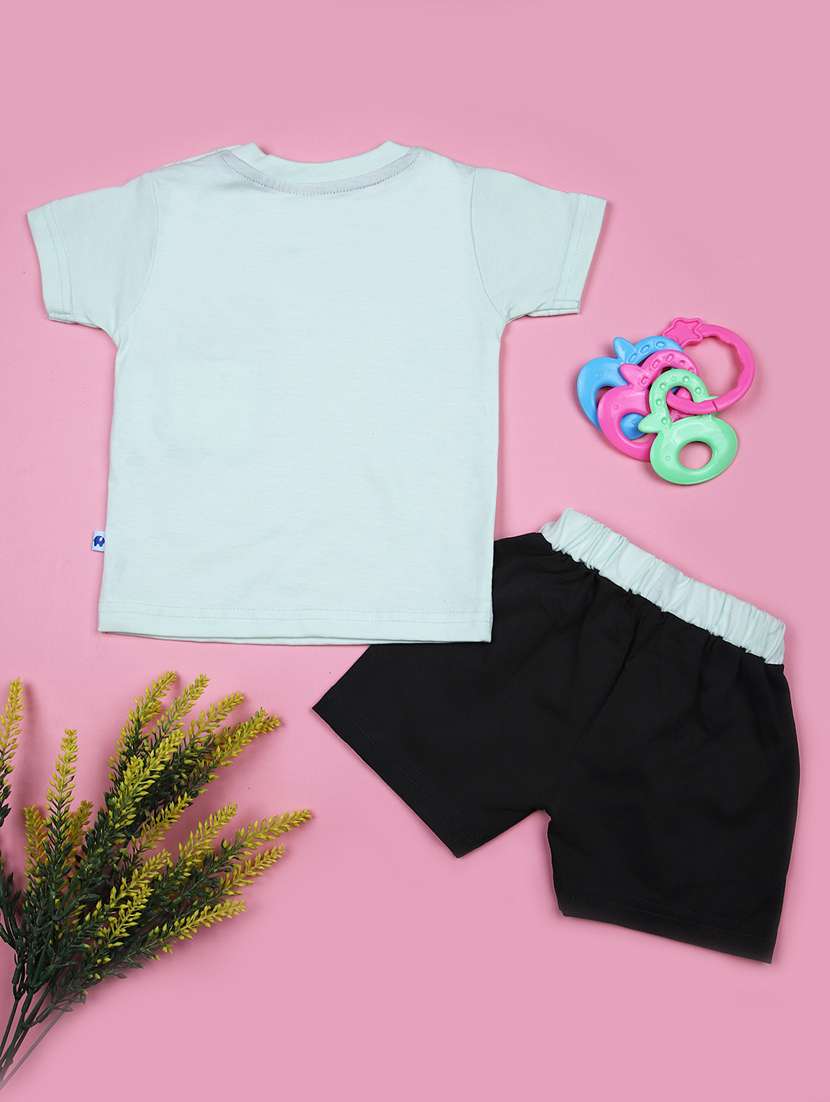 boys printed t-shirt and short set - 21794649 -  Standard Image - 1