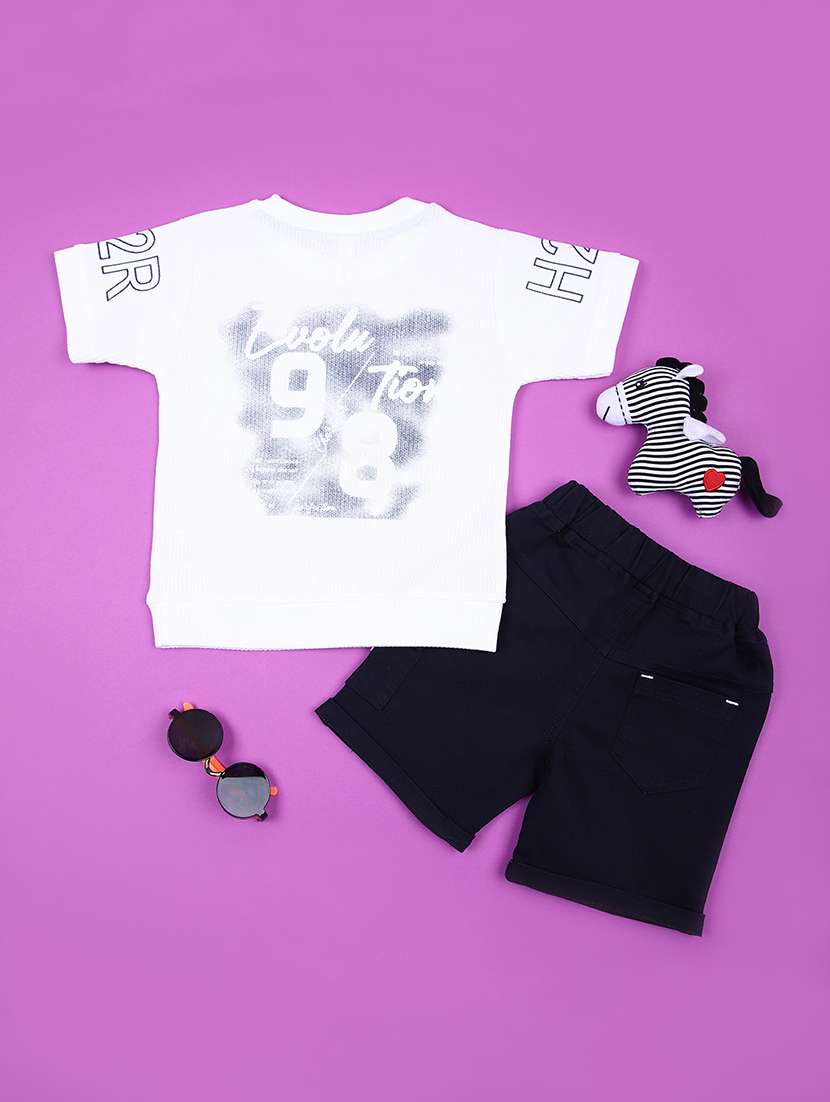 boys printed t-shirt & shorts casual wear set - 21794840 -  Standard Image - 1