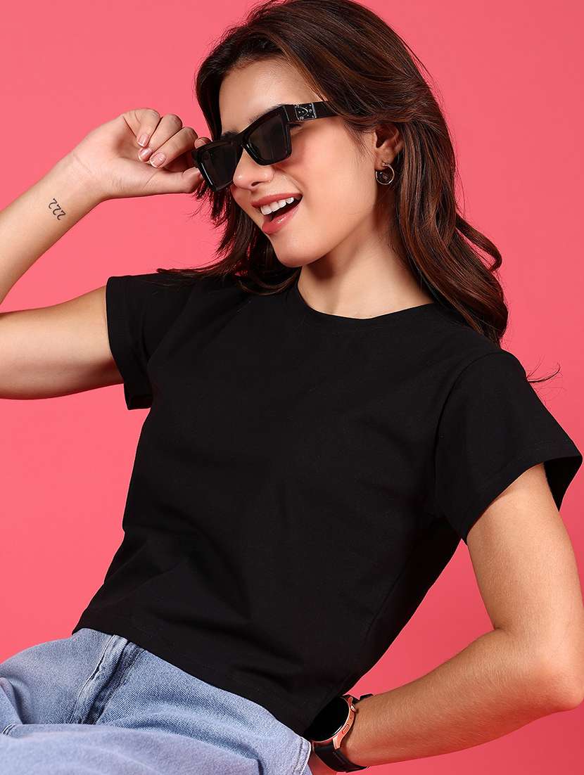 women solid short sleeves crop t-shirt