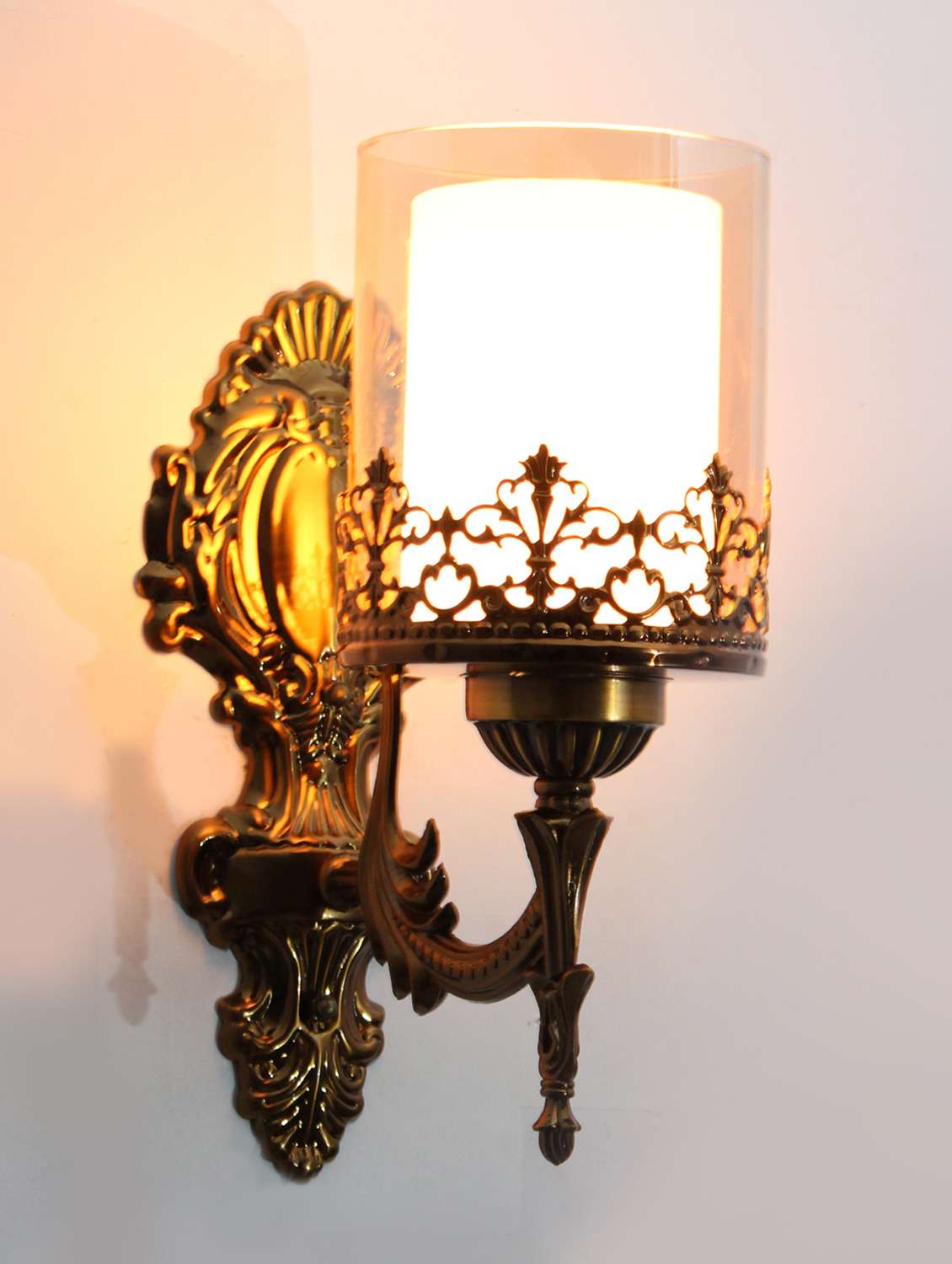 decorative brass finish wall light for living and bathroom