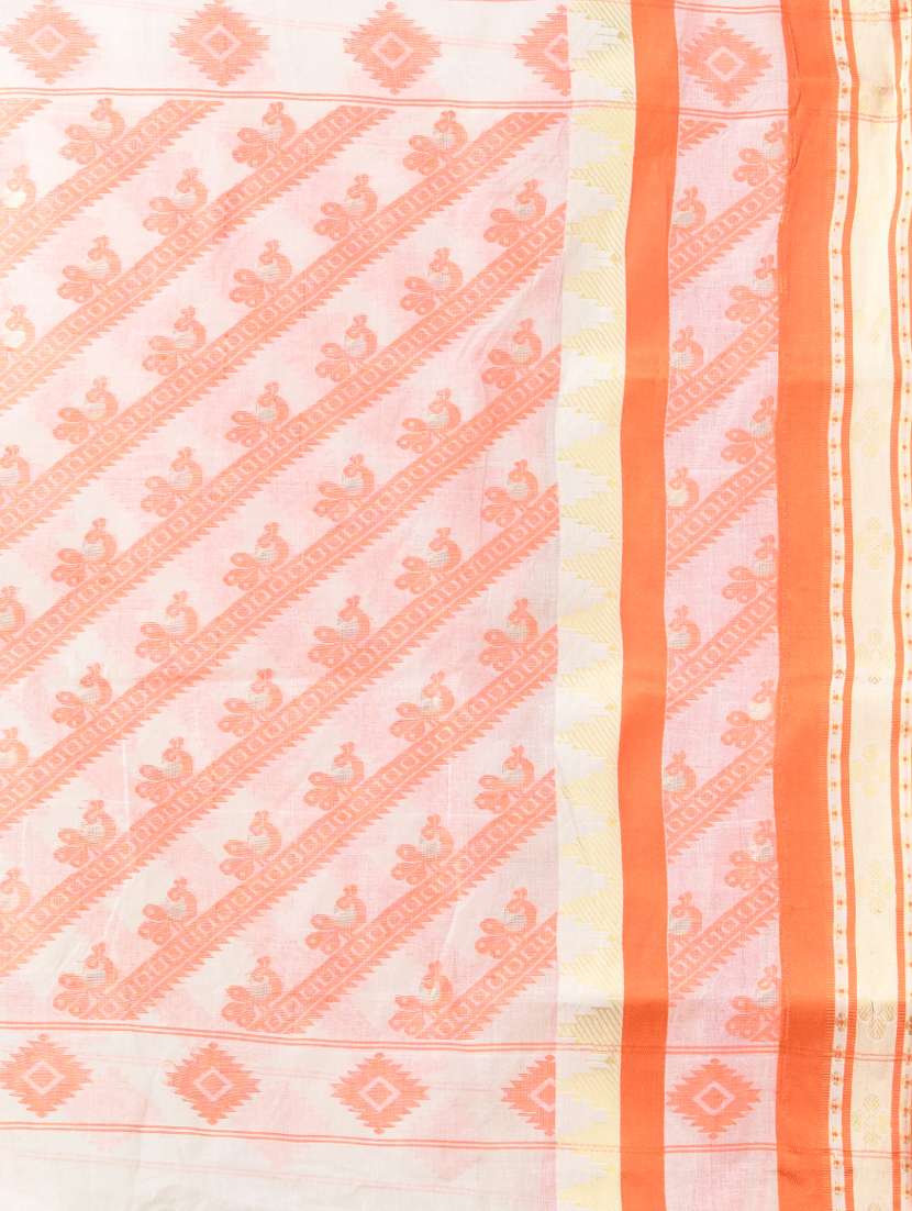 women self design handloom saree - 21839462 -  Standard Image - 4
