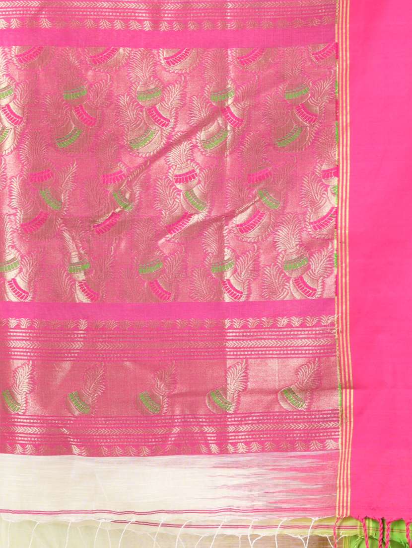 women off white handloom saree with blouse - 21839488 -  Standard Image - 4
