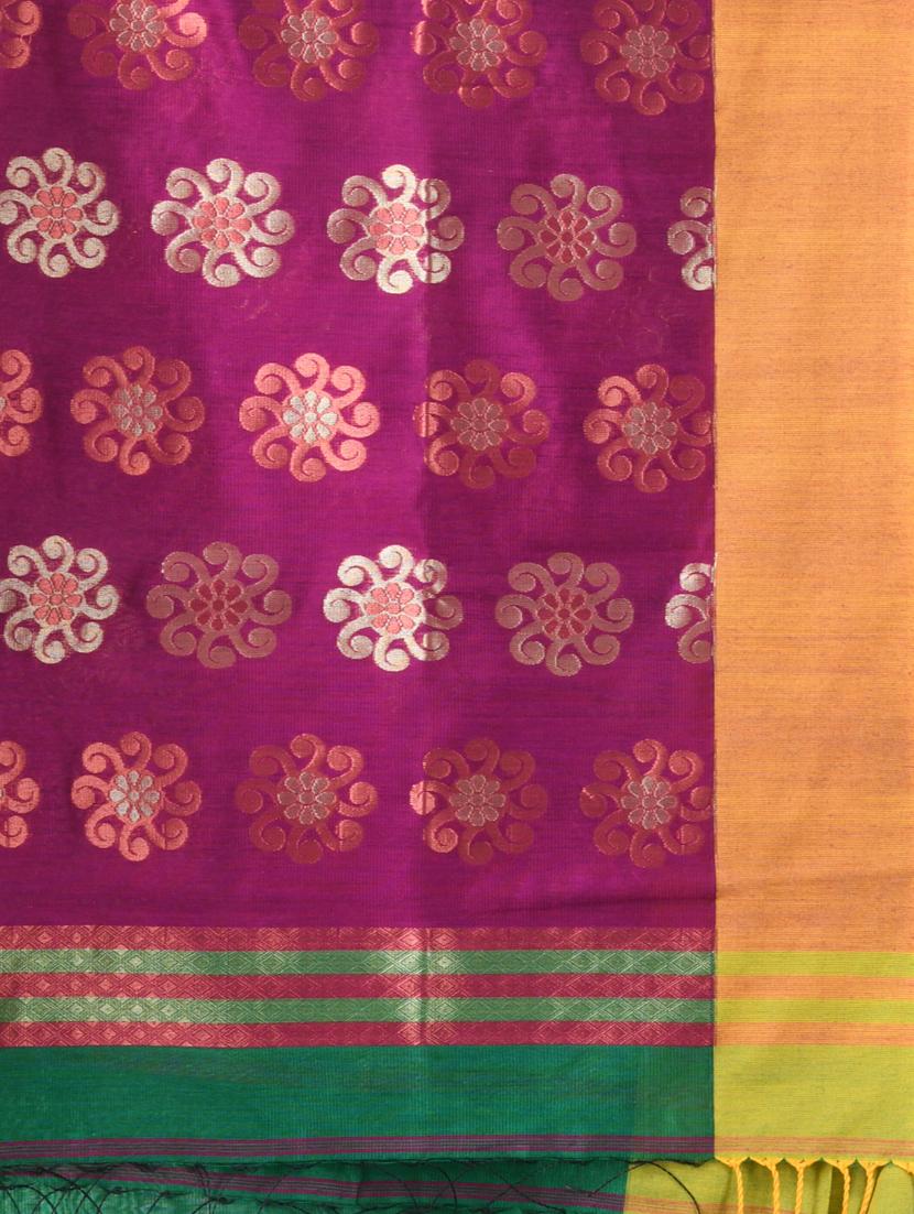 women green handloom saree with blouse - 21839512 - Standard Image - 4