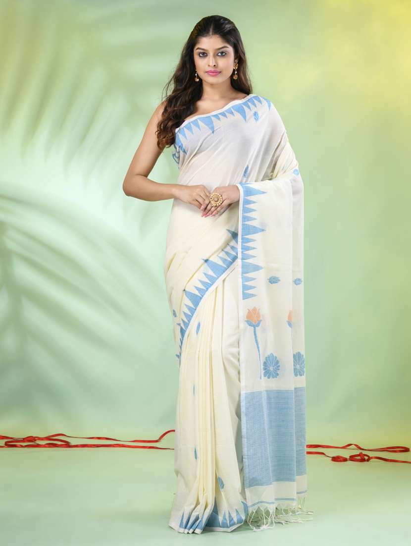 women self design handloom saree with blouse