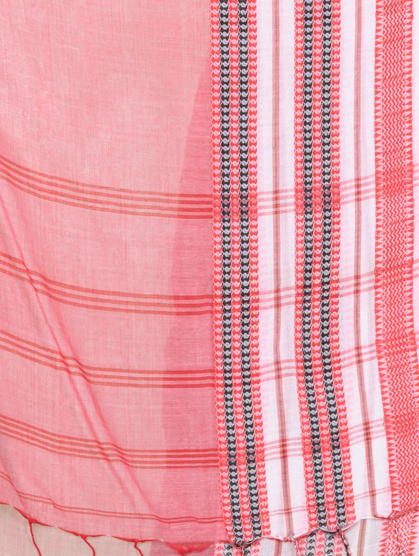 women pink handloom saree with blouse - 21839581 - Standard Image - 4