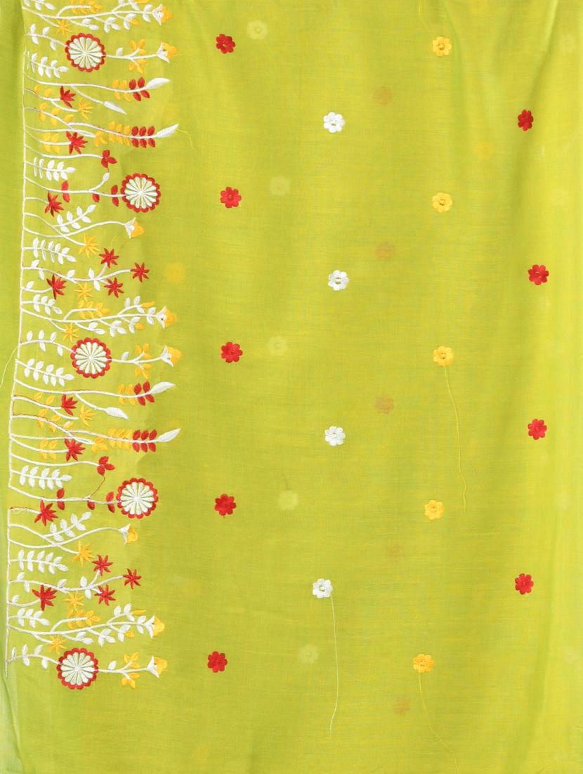 women lime embroidered saree with blouse - 21839597 - Standard Image - 4