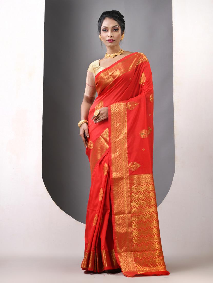 women self design bordered saree with blouse - 21839618 - Standard Image - 1
