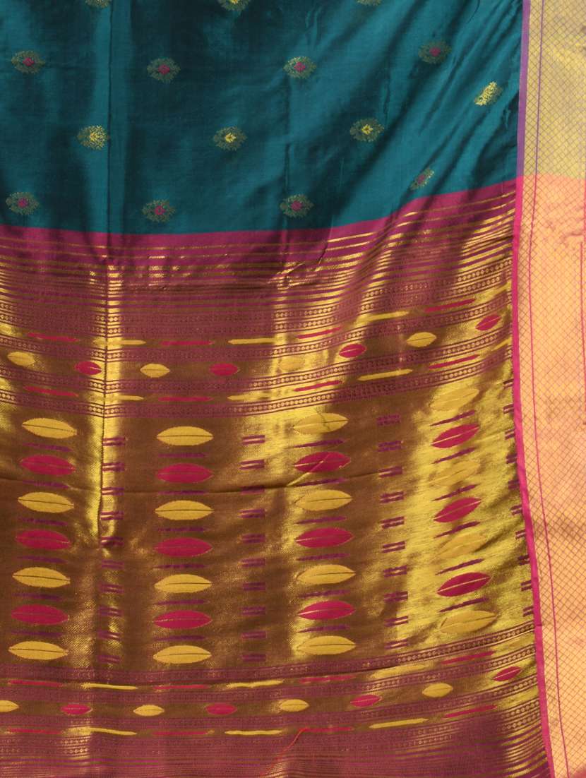 women self design paithani saree with blouse - 21839620 -  Standard Image - 4