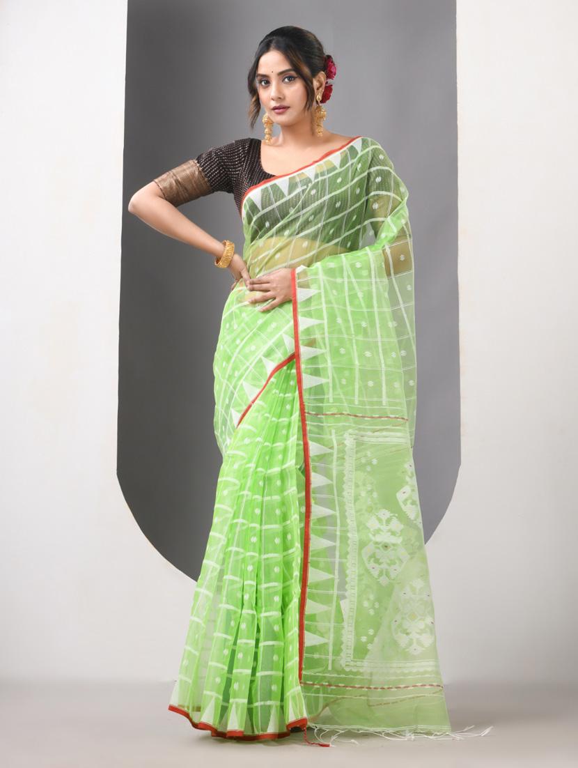 women self design handloom saree with blouse - 21839643 - Standard Image - 1