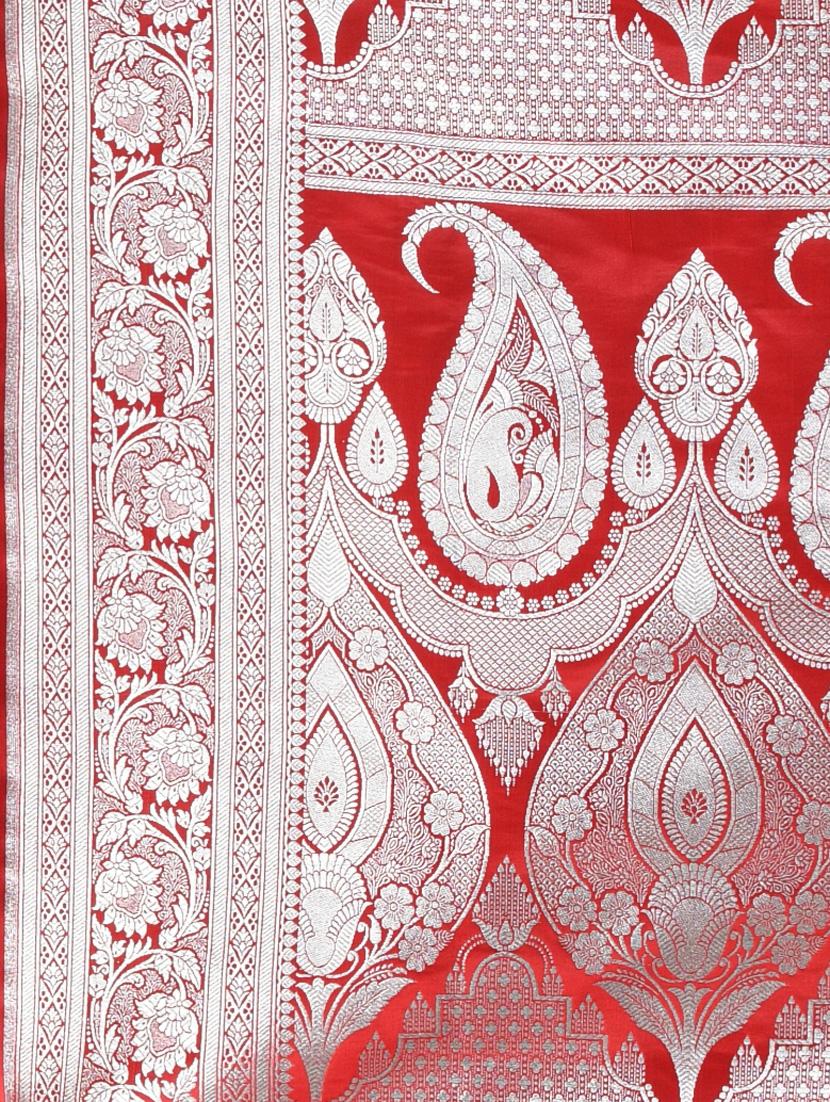 women self design banarasi saree with blouse - 21839746 - Standard Image - 4