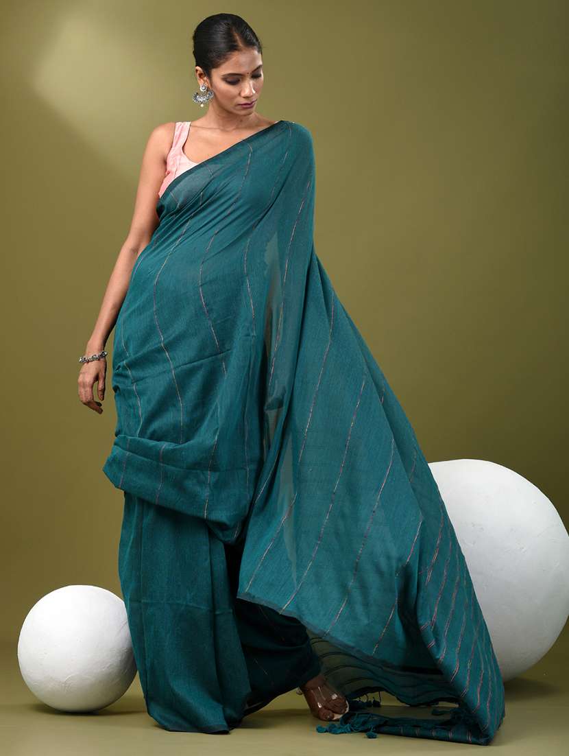 women striped handloom saree with blouse - 21839822 -  Standard Image - 1