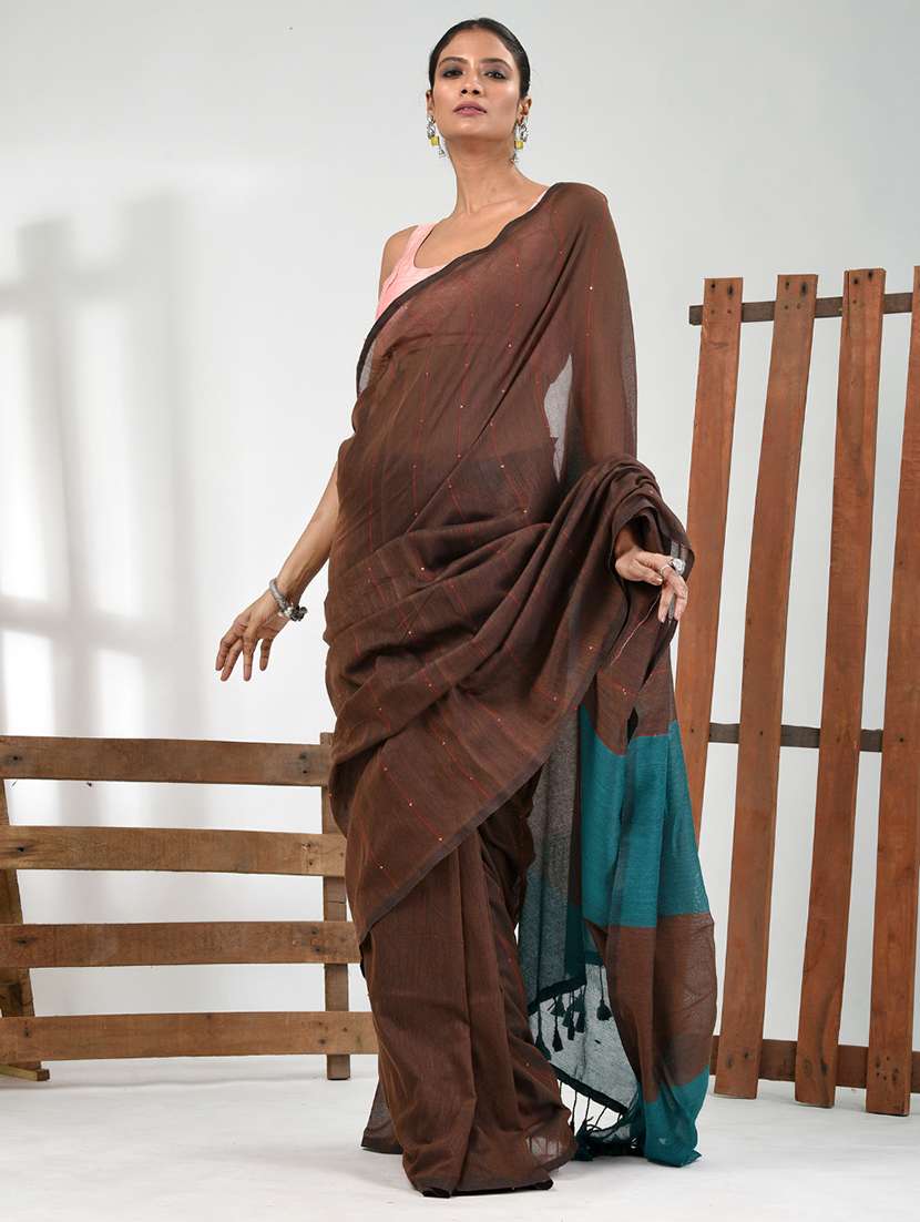 women striped handloom saree with blouse