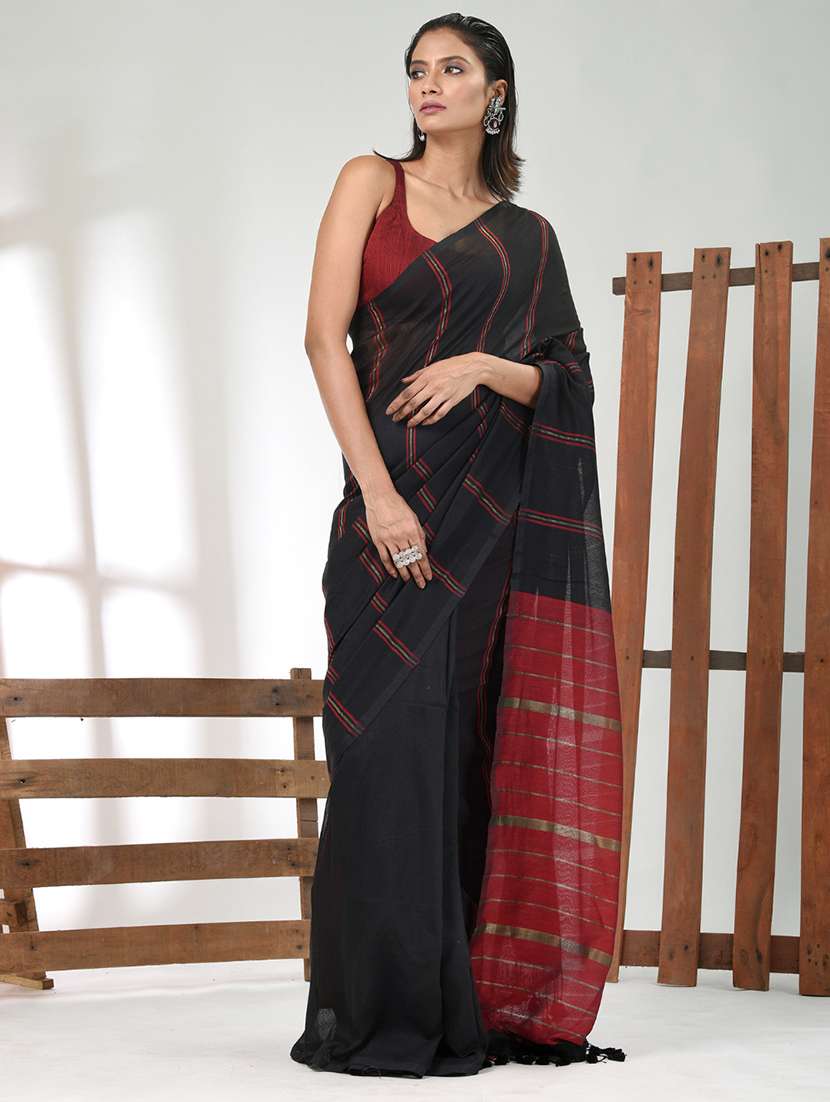 women striped handloom saree with blouse - 21839829 - Standard Image - 1
