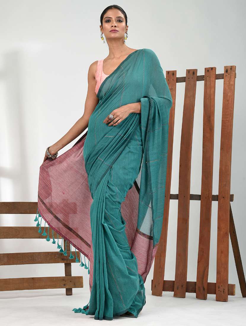 women striped handloom saree with blouse