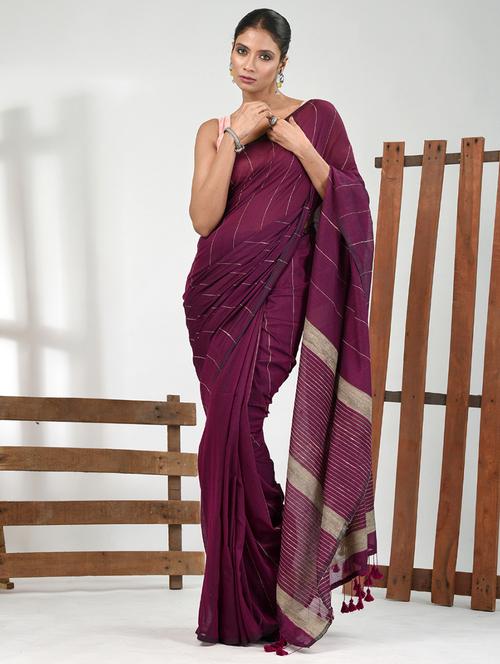 women striped handloom saree with blouse - 21839838 - Standard Image - 0