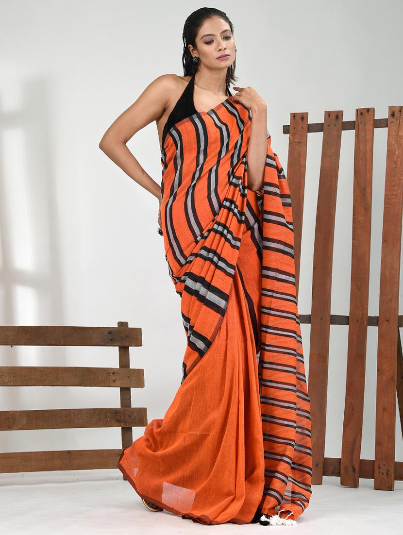 women striped handloom saree with blouse - 21839868 -  Standard Image - 1