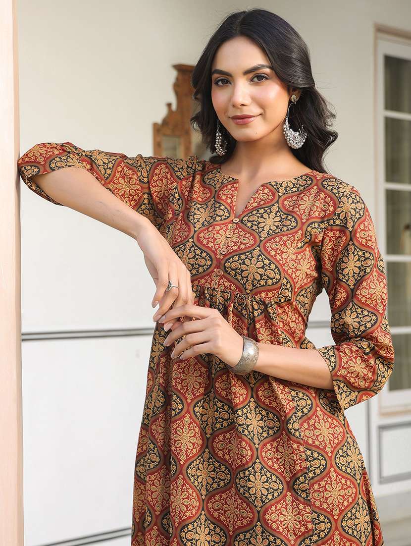 women printed three quarter sleeve kurta pant set - 21840039 -  Standard Image - 4