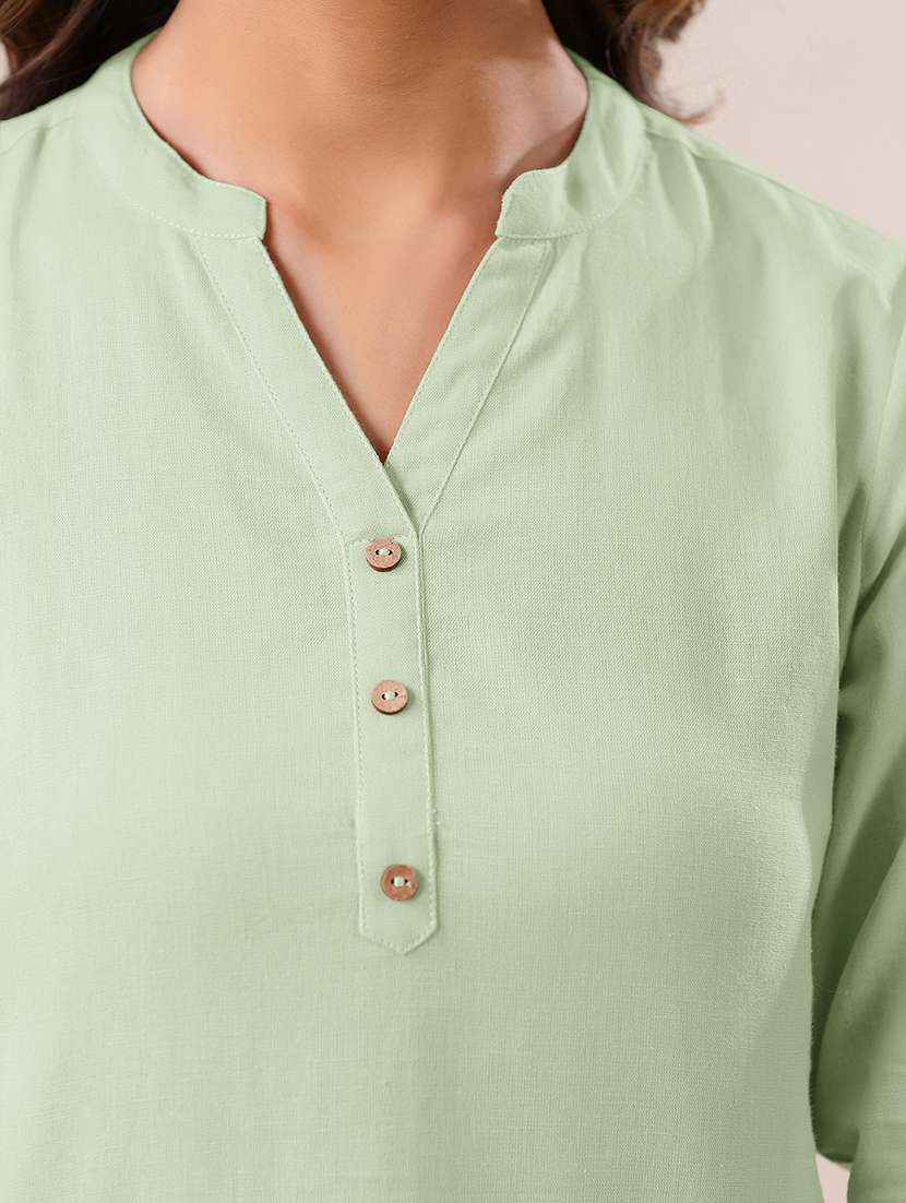 women solid mandarn neck straight kurti - 21840077 - Standard Image - 4