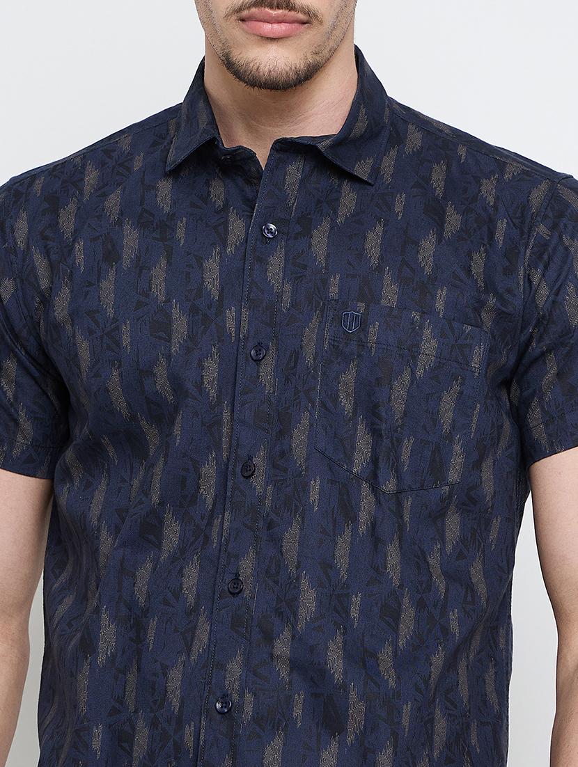 men printed short sleeve slim fit casual shirt - 21840129 - Standard Image - 4