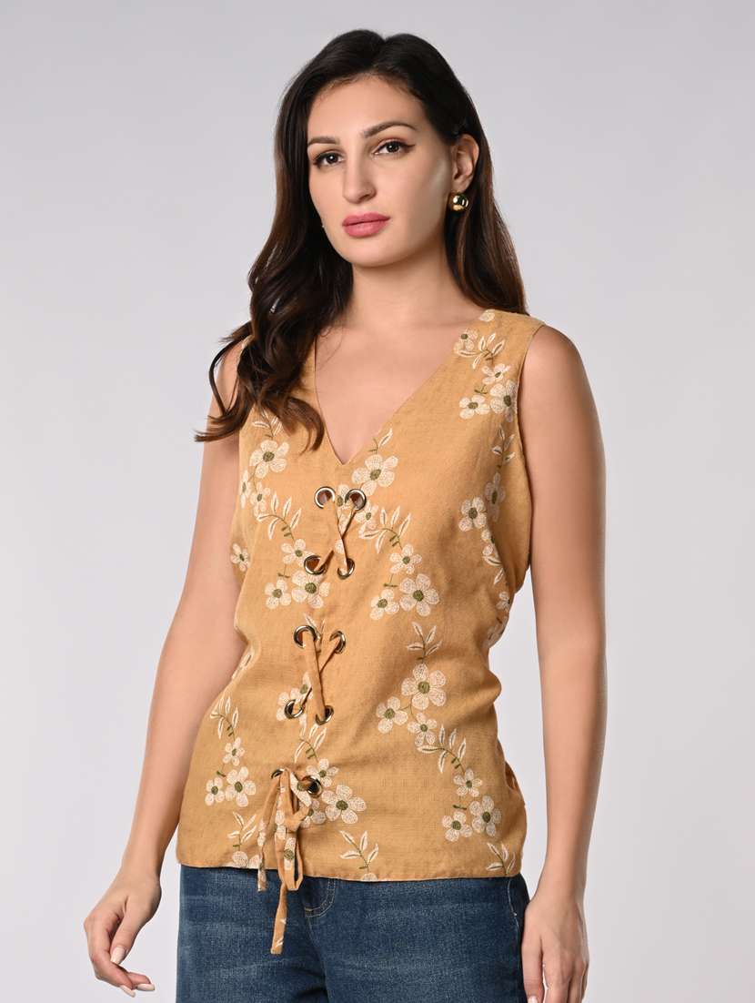 women floral printed sleeveless regular top - 21840229 -  Standard Image - 1