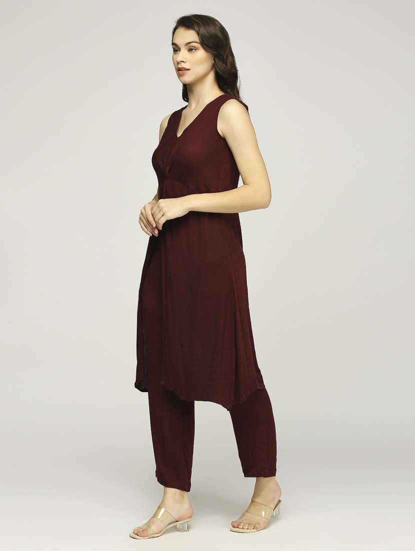 women solid sleeveless front slit a-line kurta - 21840278 -  Standard Image - 1