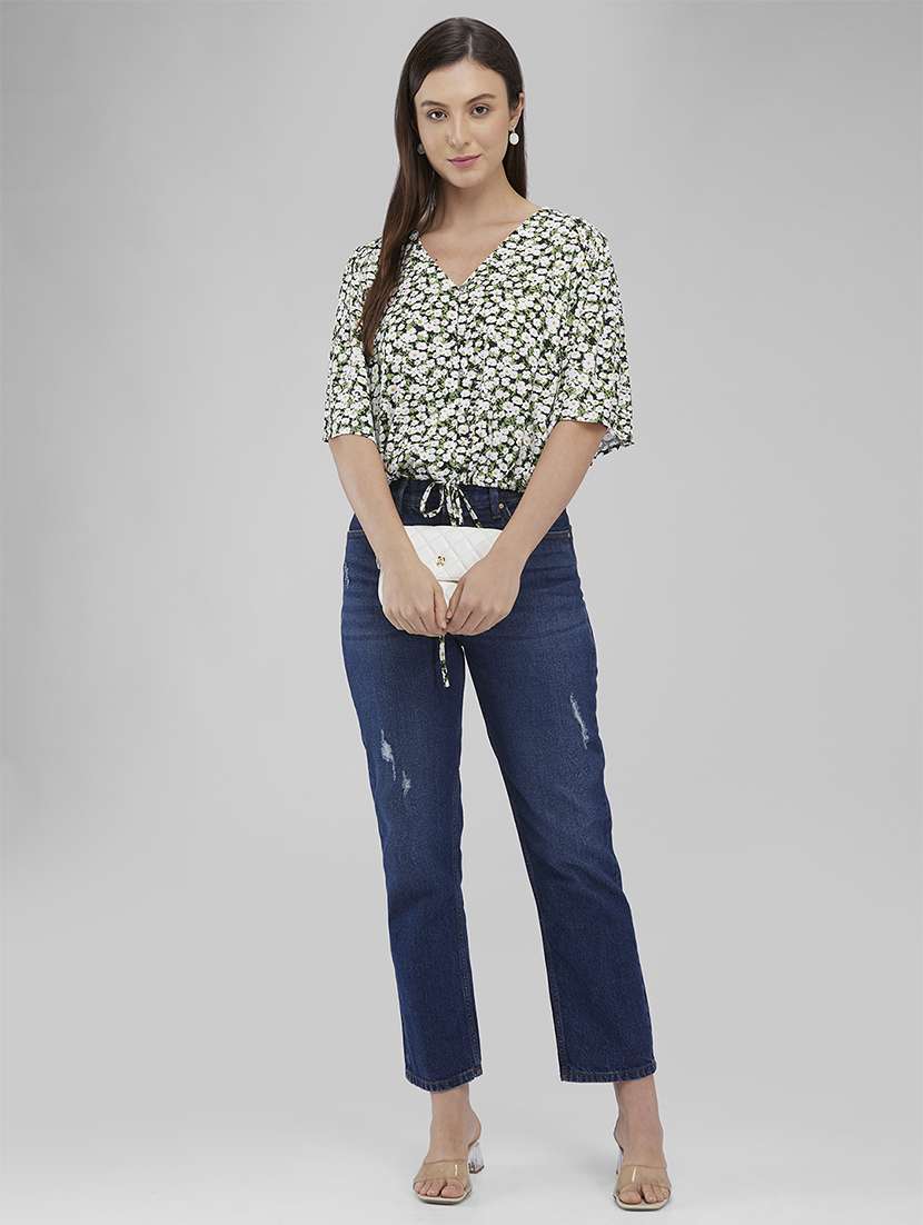 women floral print puff sleeves crop top - 21840796 -  Standard Image - 4