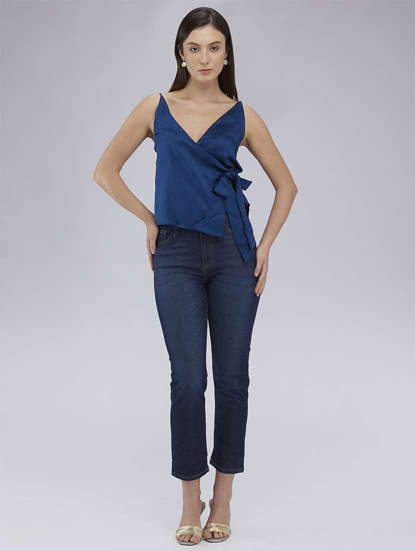 women solid shoulder strap wrap top - 21840803 - Standard Image - 4