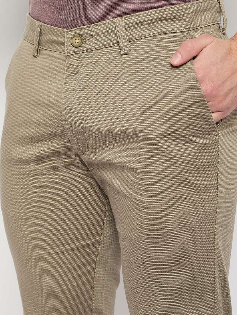 men solid mid rise ankle length chinos  - 21840975 -  Standard Image - 4