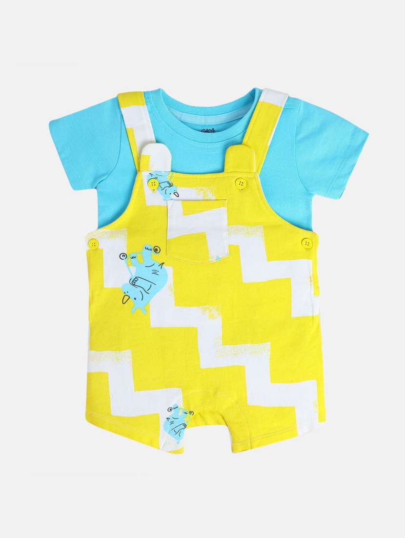 boys printed t-shirt & dungarees sets  - 21841253 -  Standard Image - 1