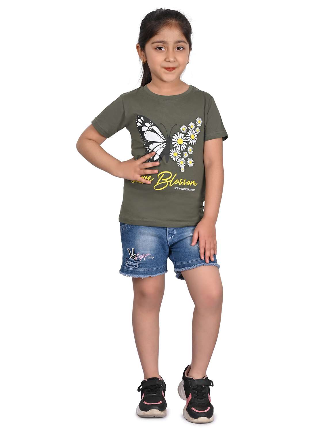 girls graphic printed short sleeve t-shirt - 21841429 - Standard Image - 4