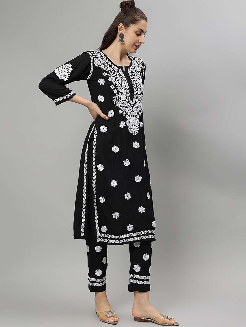 women chikankari three quarter sleeve kurta pant set - 21841517 -  Standard Image - 1