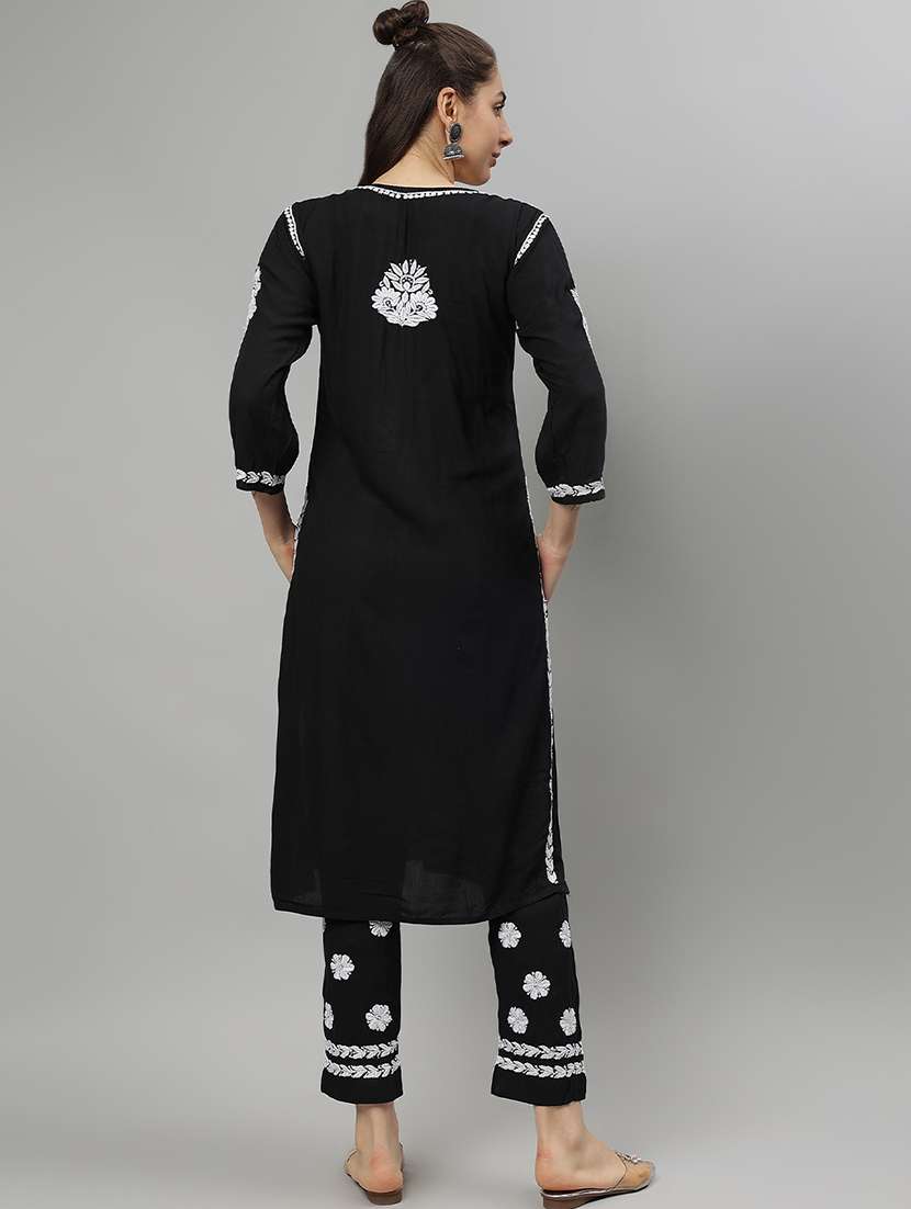 women chikankari three quarter sleeve kurta pant set - 21841517 -  Standard Image - 4